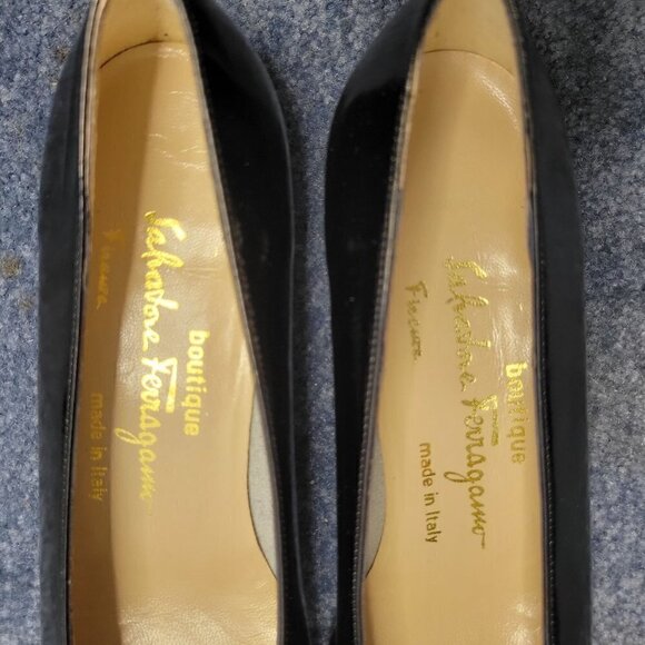 New - Salvatore Ferragamo Vintage Black Pumps Women Size 6.5 - Picture 13 of 16